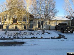 1115 Pinecrest St, Riverton, WY 82501