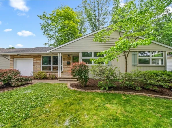 720 Charldon Ave SW, Massillon, OH 44646