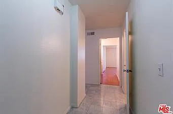 10747 Wilshire Blvd #904 — Photo 5