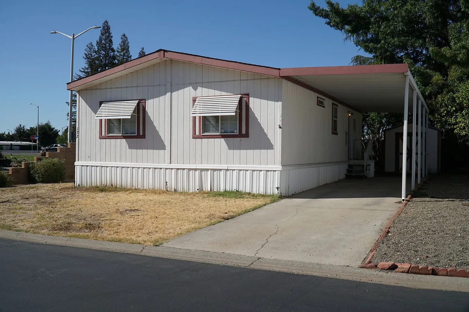172 Dutchess Way photo 1