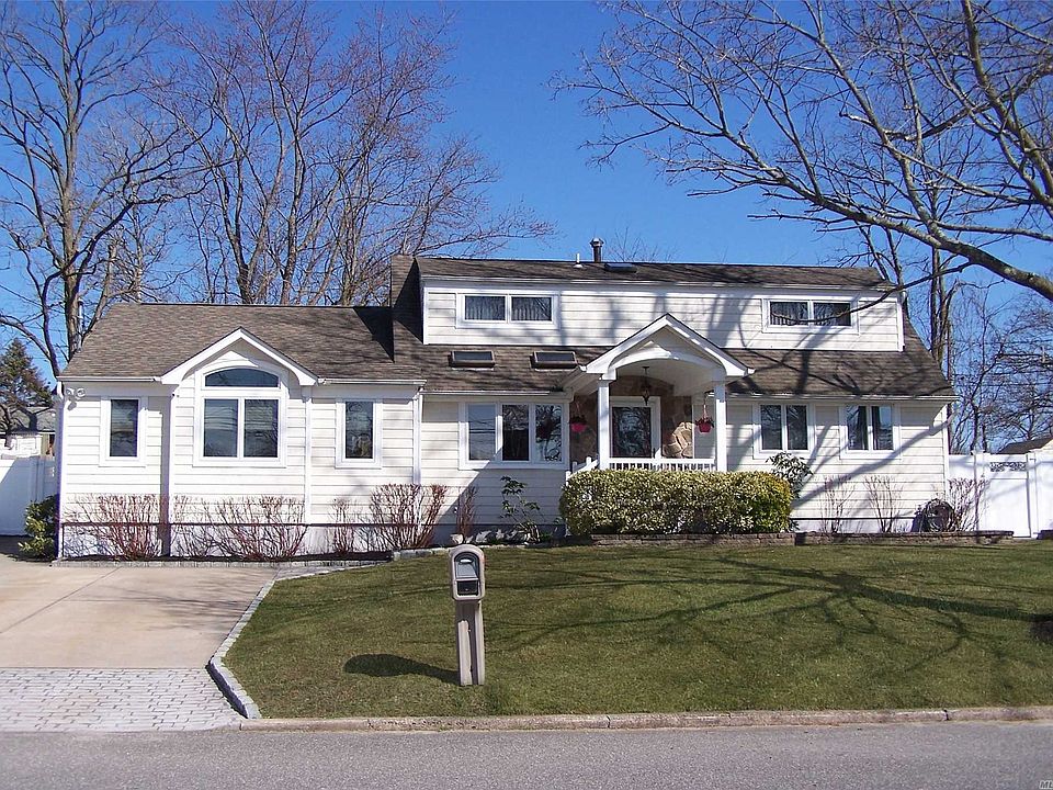 1st image of 28 Lehigh Ave