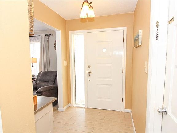 4th image of 3801 Wyldwoode Ln