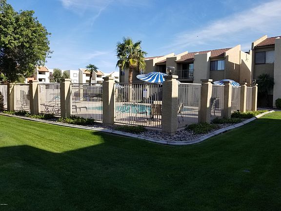 3rd image of 1111 E UNIVERSITY Drive #237