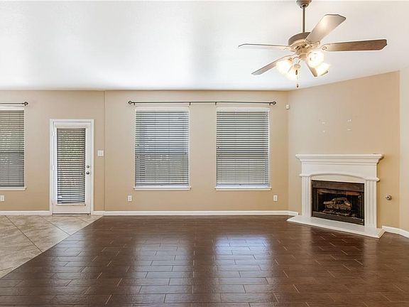 5th image of 4813 Grinstein Dr