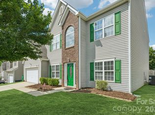 9621 Rothman Ln, Charlotte, NC 28215