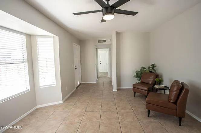 4802 W Menadota Dr — Photo 8