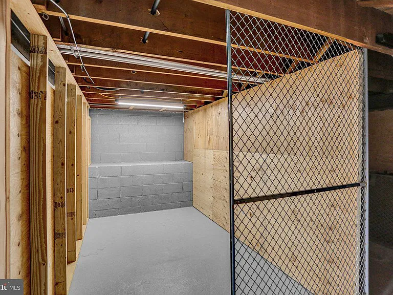 933 N Hanover St #1 — Photo 19