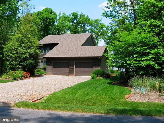 5th image of 2295 River Dr