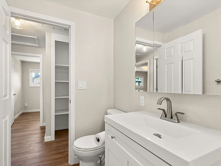 5237 NE Alberta St — Photo 11