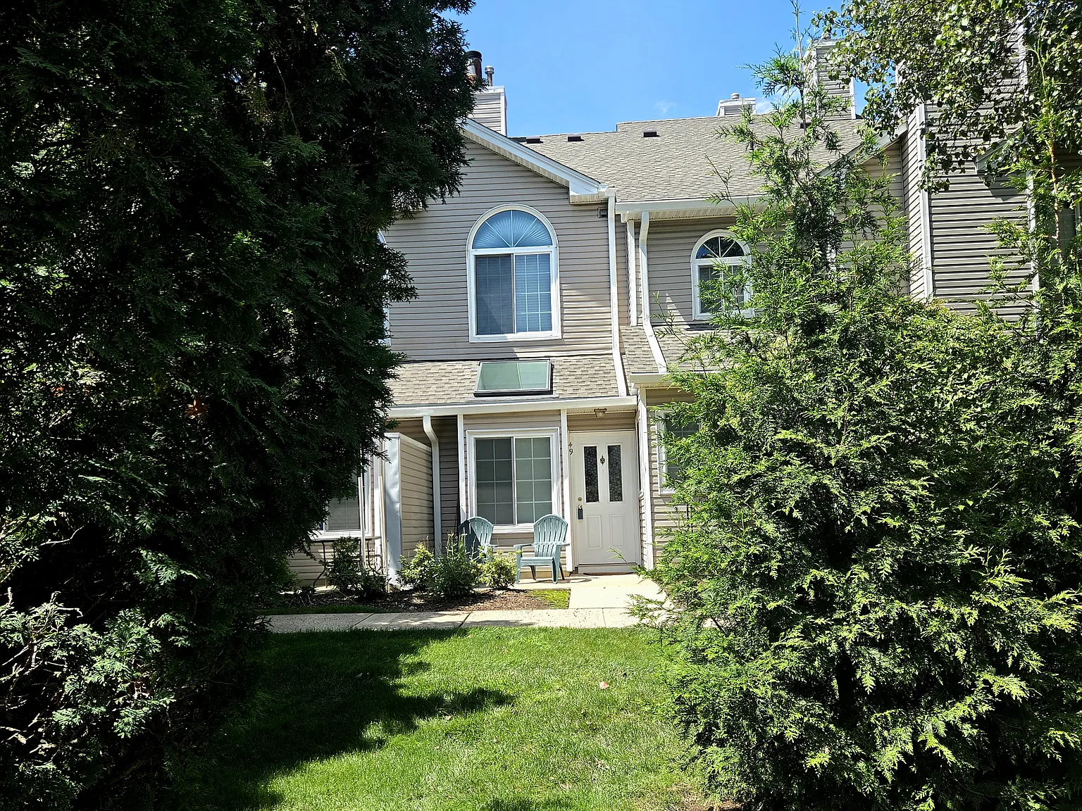 2 bed, $2,950 — Photo 3