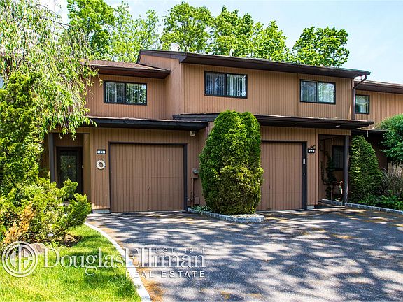 2nd image of 43 Northgate Cres #43