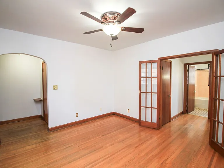 703 S Summit Ave — Photo 42
