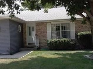 3128 Turning Mill Dr, Springfield, IL 62704