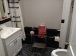 6826 N Gratz St, Philadelphia, PA 19126