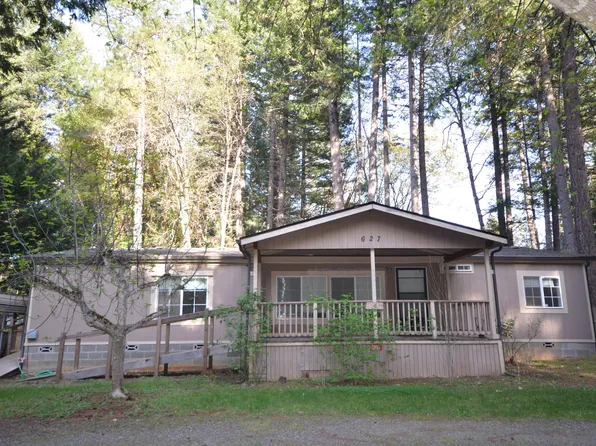 627 Sherwood Ave, Cave Junction, OR 97523