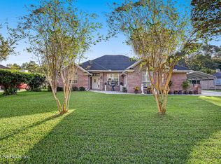 835 Hickory Springs Ln, Jacksonville, FL 32221