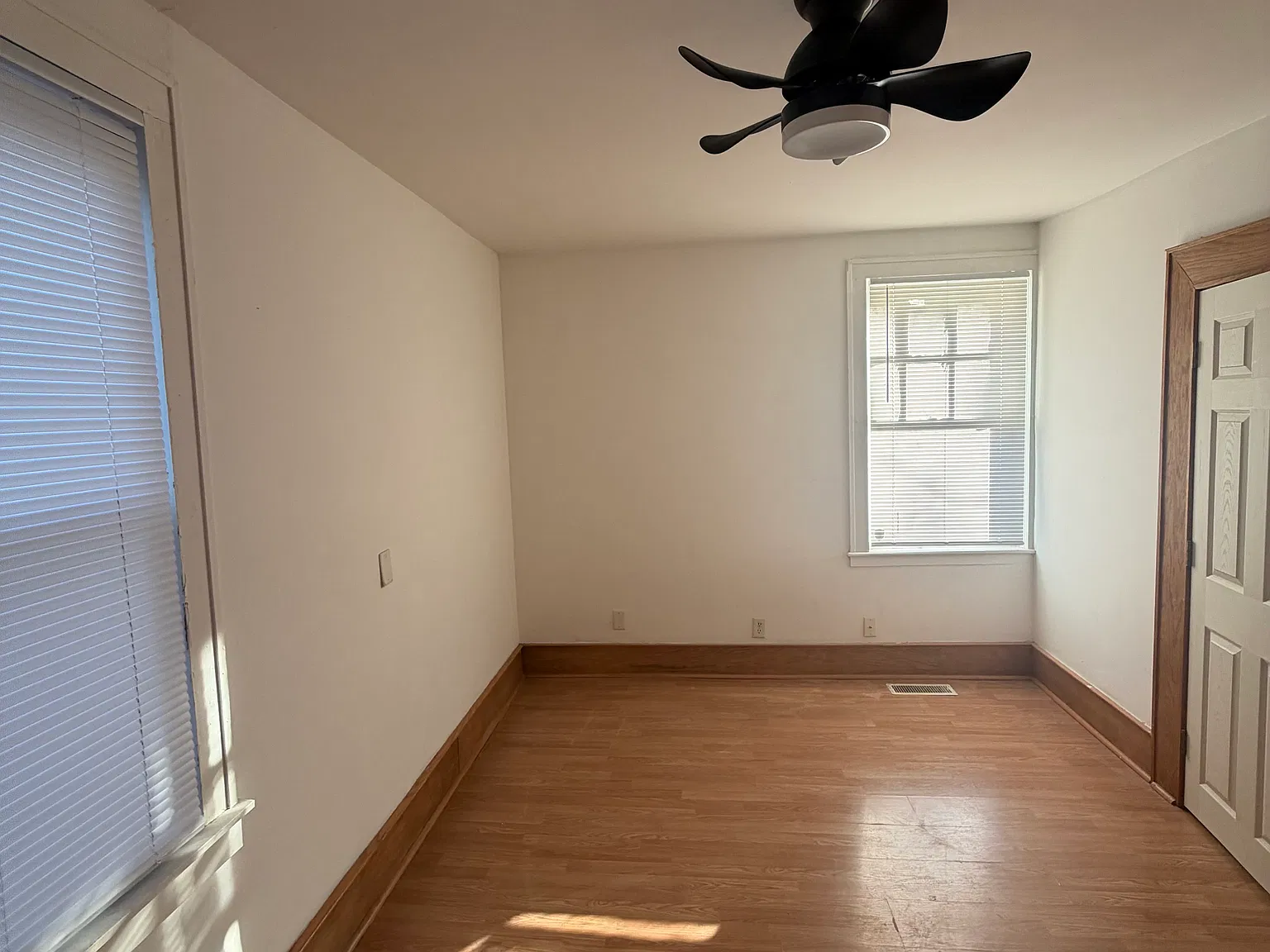 6 bed, 1768 sqft, $1,700 — Photo 2
