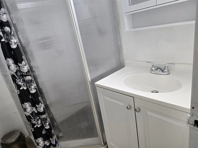 5921 Washington St #124 — Photo 18