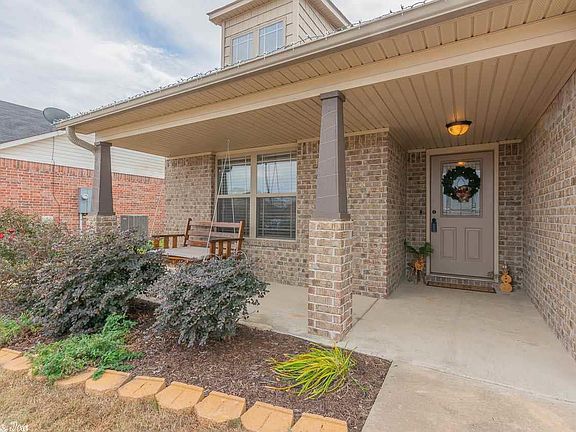 2nd image of 5517 Pin Oak Ln