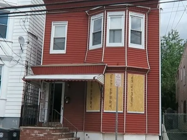 27 Highland Ave, Newark City, NJ 07104