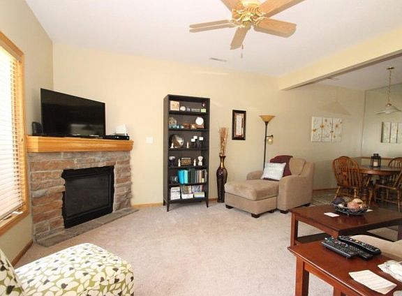 2nd image of 10515 Hickory Dr APT 2