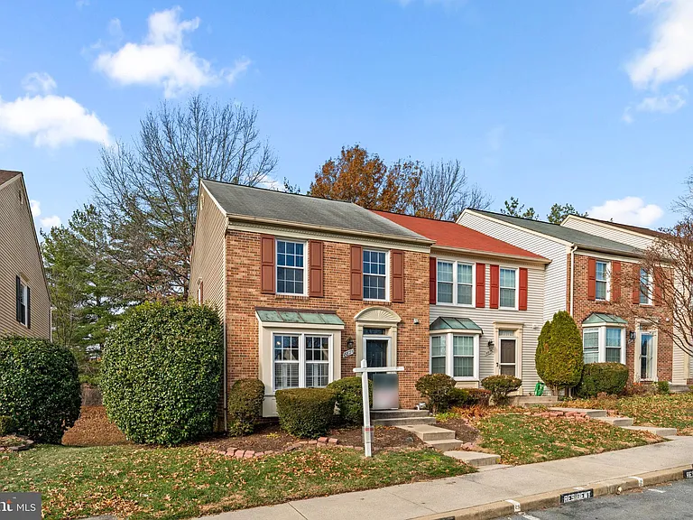 8871 Manahan Dr — Photo 30