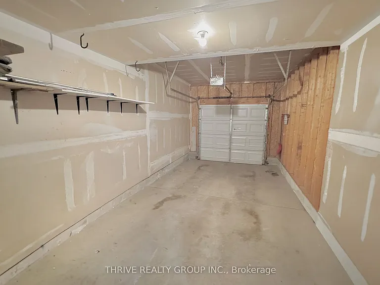 713 Silversmith St — Photo 27