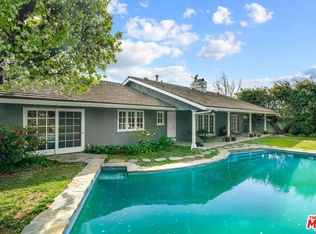 19621 Merridy St, Northridge, CA 91324