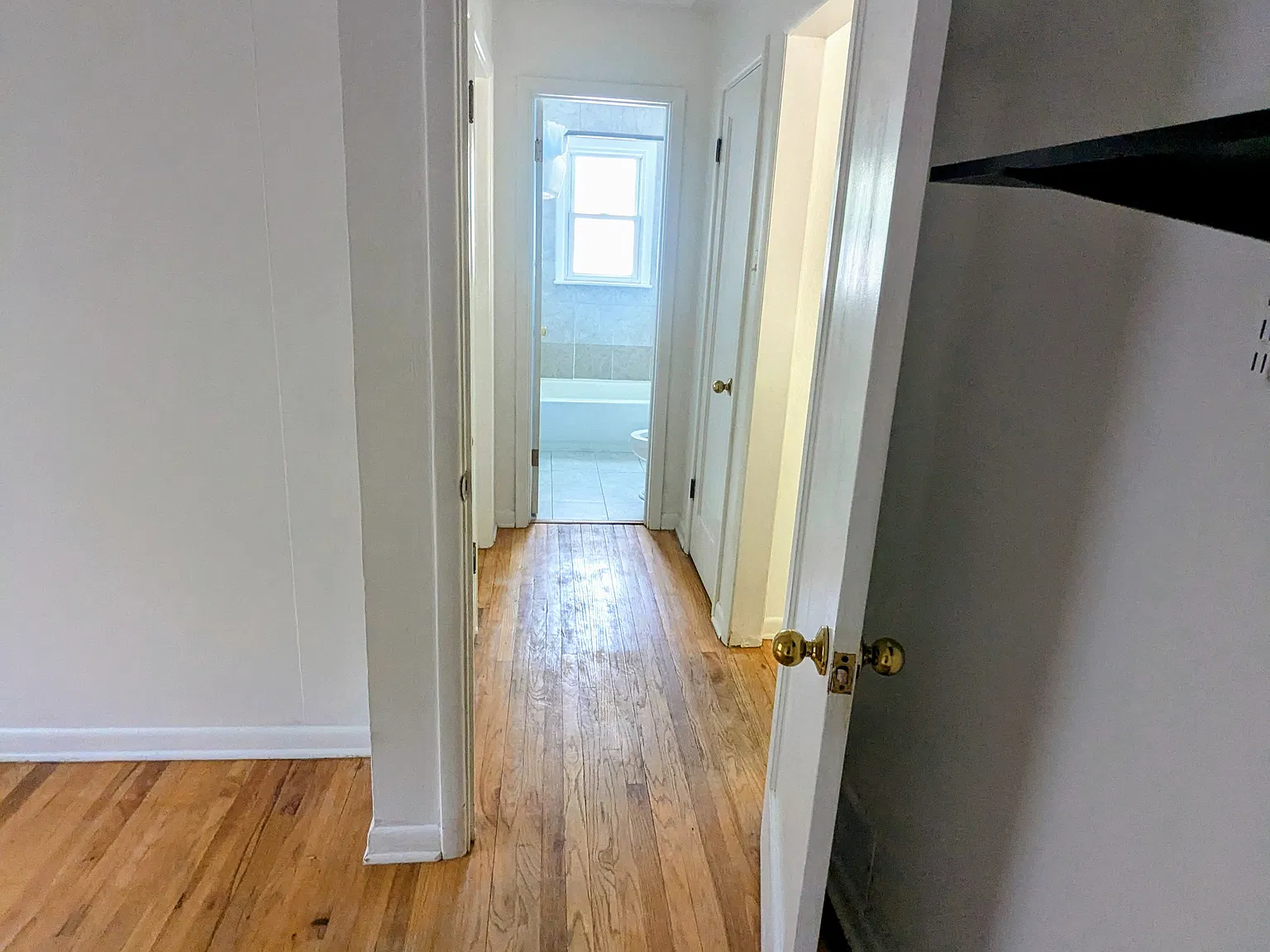 2 bed, 726 sqft, $2,200 — Photo 4