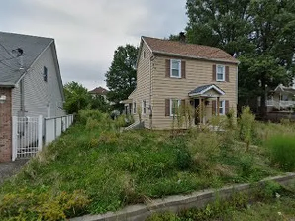 37 De Pew Place image 3 of 3