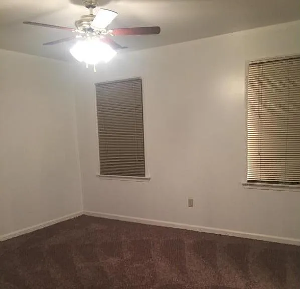 6073 Delaware Dr — Photo 6