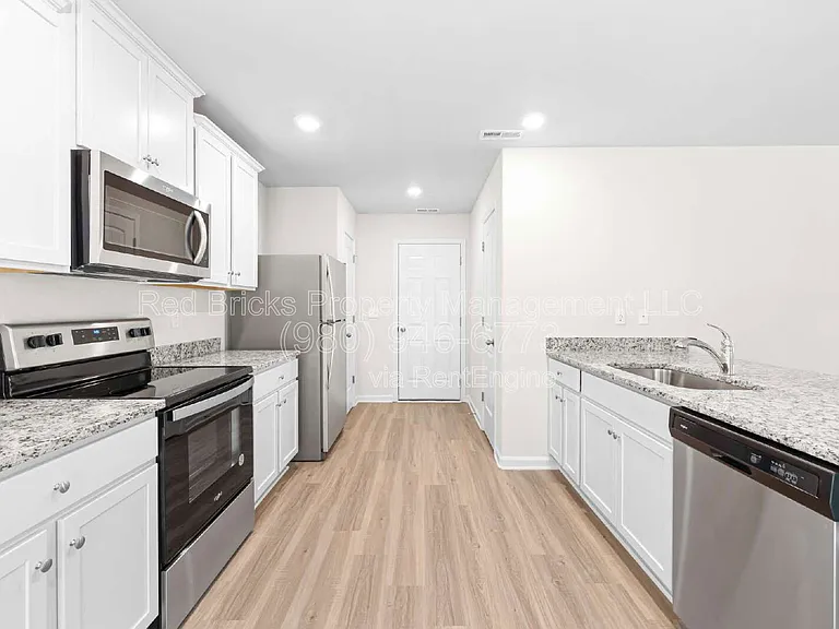 1157 Nia Rd — Photo 9