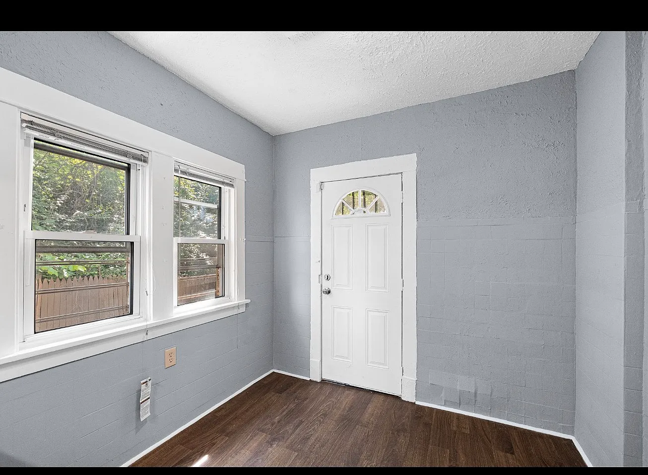 4 bed, 1282 sqft, $1,600 — Photo 3
