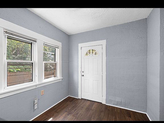3rd image of 4160 E 100th St