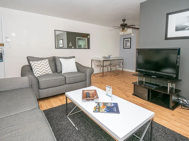 5426 Fifth Avenue — Photo 77