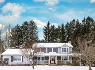 5450 Woodlawn Dr, Edinboro, PA