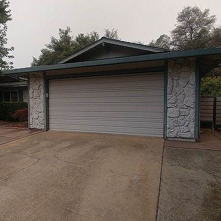 5th image of 2620 Deer Trail Ln