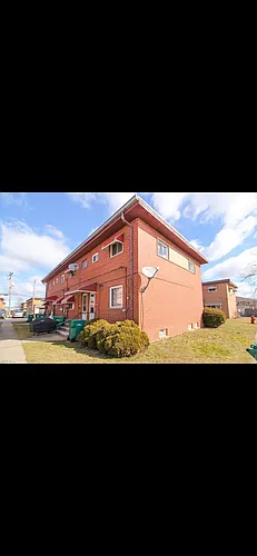 16225 Maplewood Ct Photo 1