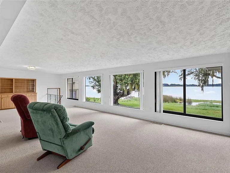 767 Edison Rd — Photo 16