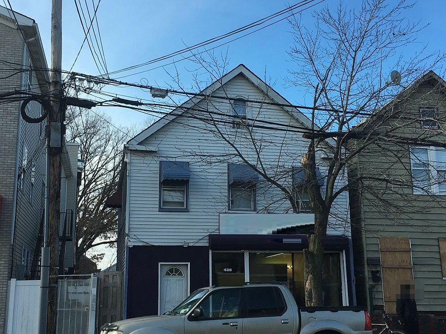 2nd image of 430 Elizabeth Ave
