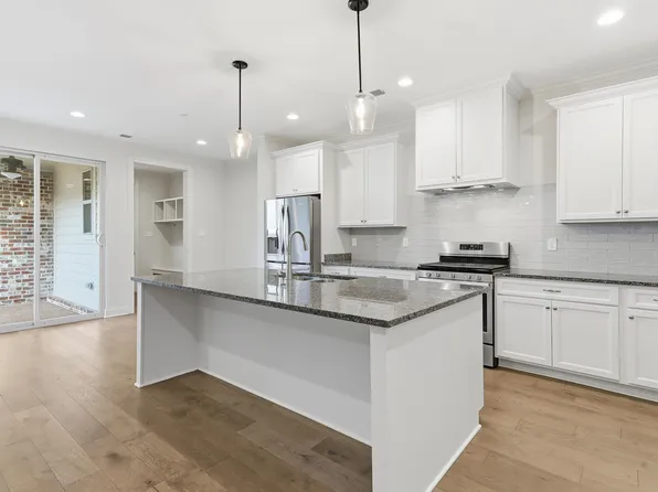 897 Ufton Aly, Collierville, TN 38017