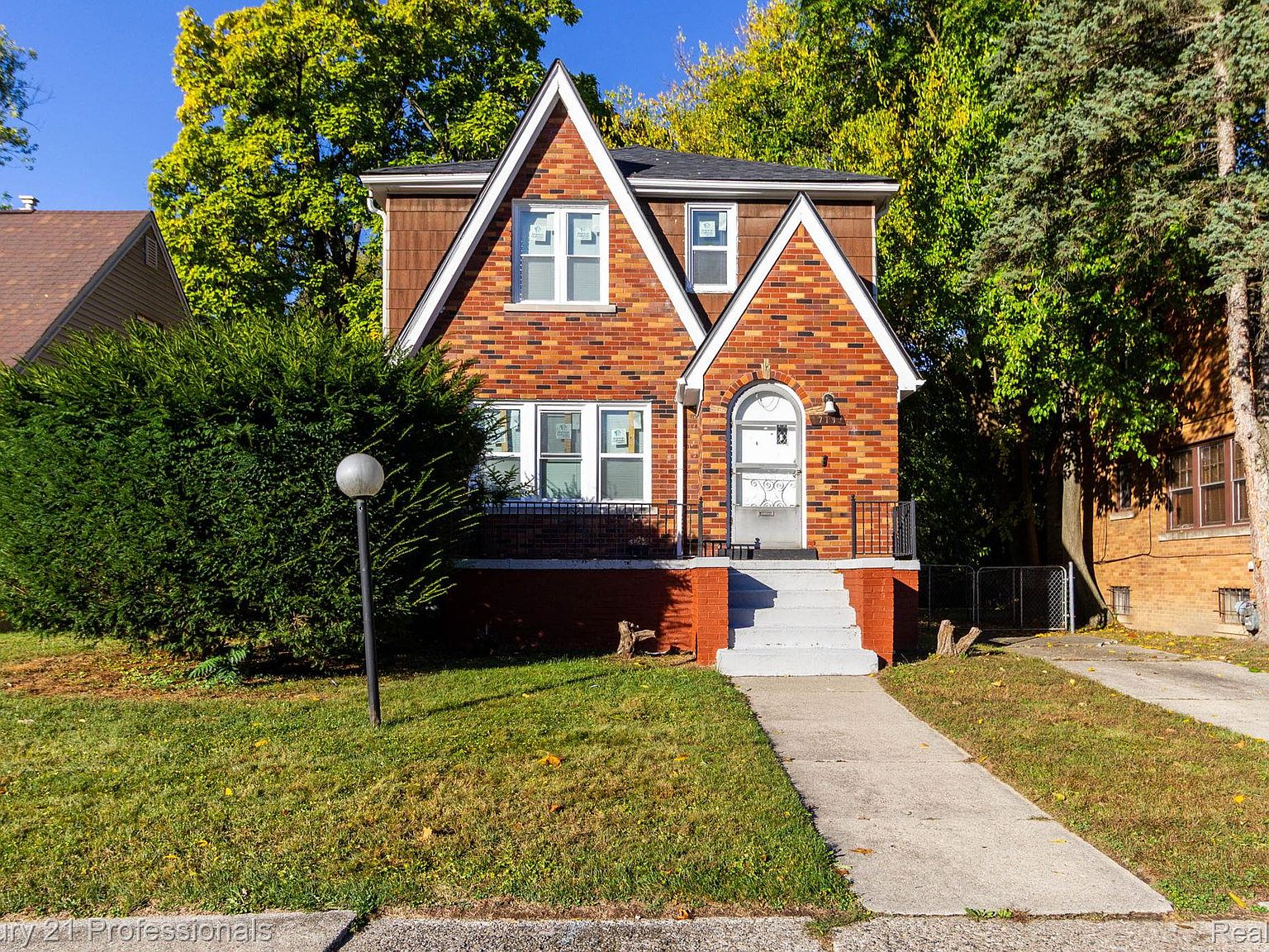 <うさうさ> 17193 Pierson St, Detroit, MI 48219 | Zillow