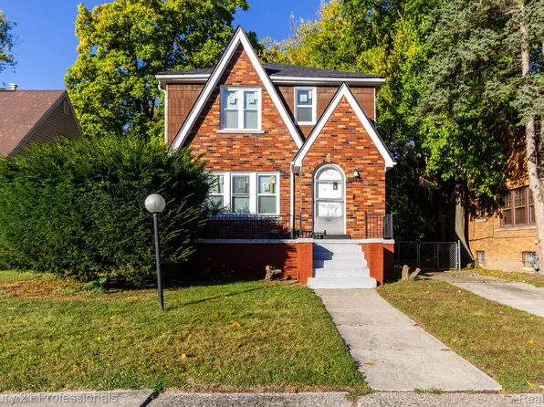 17193 Pierson St, Detroit, MI 48219