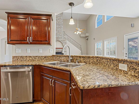 5th image of 6398 Franklin Summit Dr