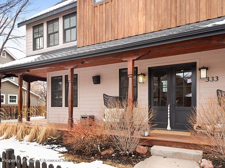 333 Sopris Cir — Photo 33