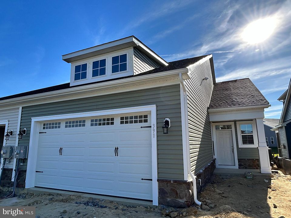 1st image of 391 Heritage Shores Cir
