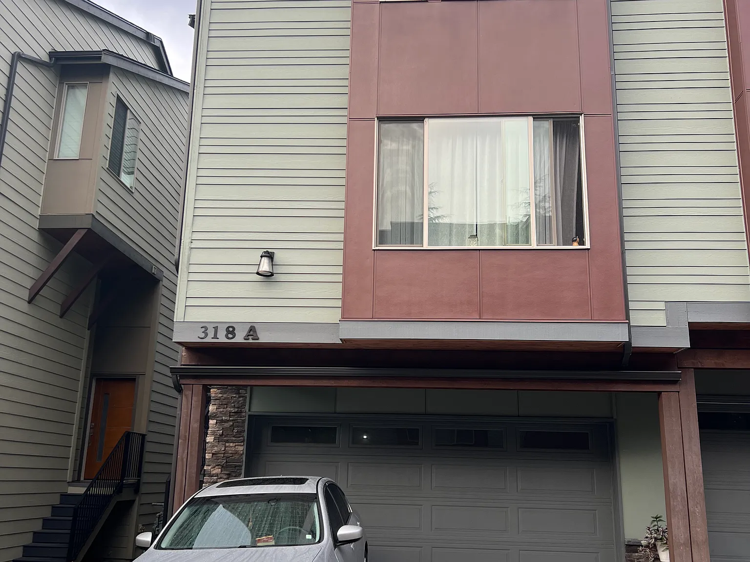 318 S 47th St — Photo 2