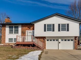 926 Sharon Ln, Schaumburg, IL