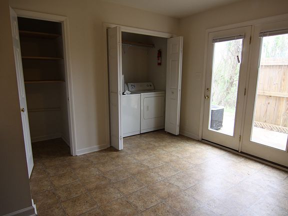 4th image of 116 Coyote Ct #128-4