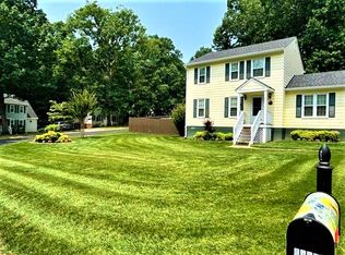 13816 Deer Run Ct, Midlothian, VA 23112